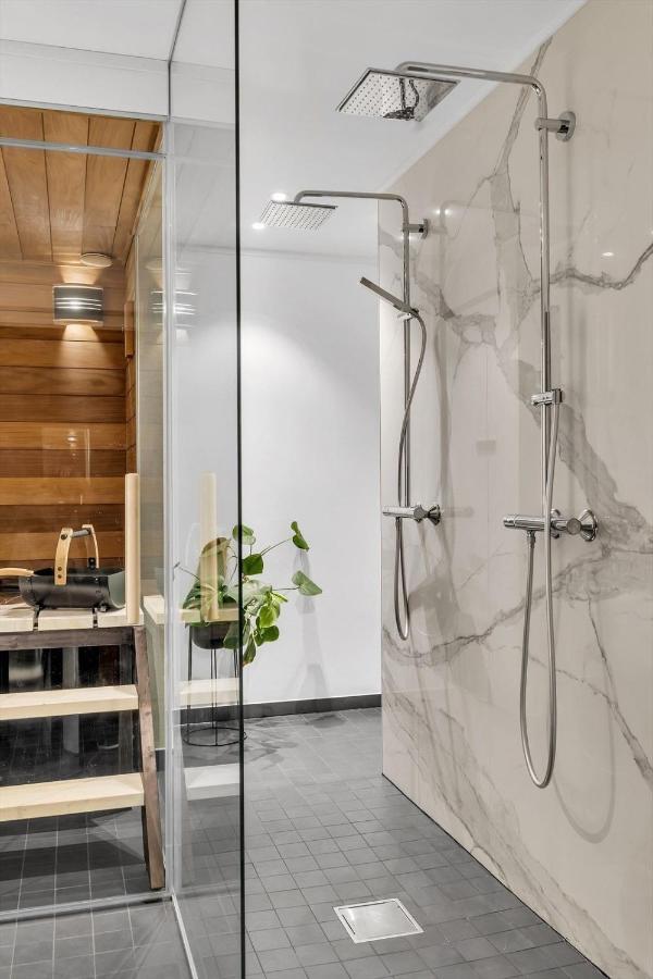 Kais Sauna, Jacuzzi, Cinema And Balcony House! Central Location Tromso Exterior photo