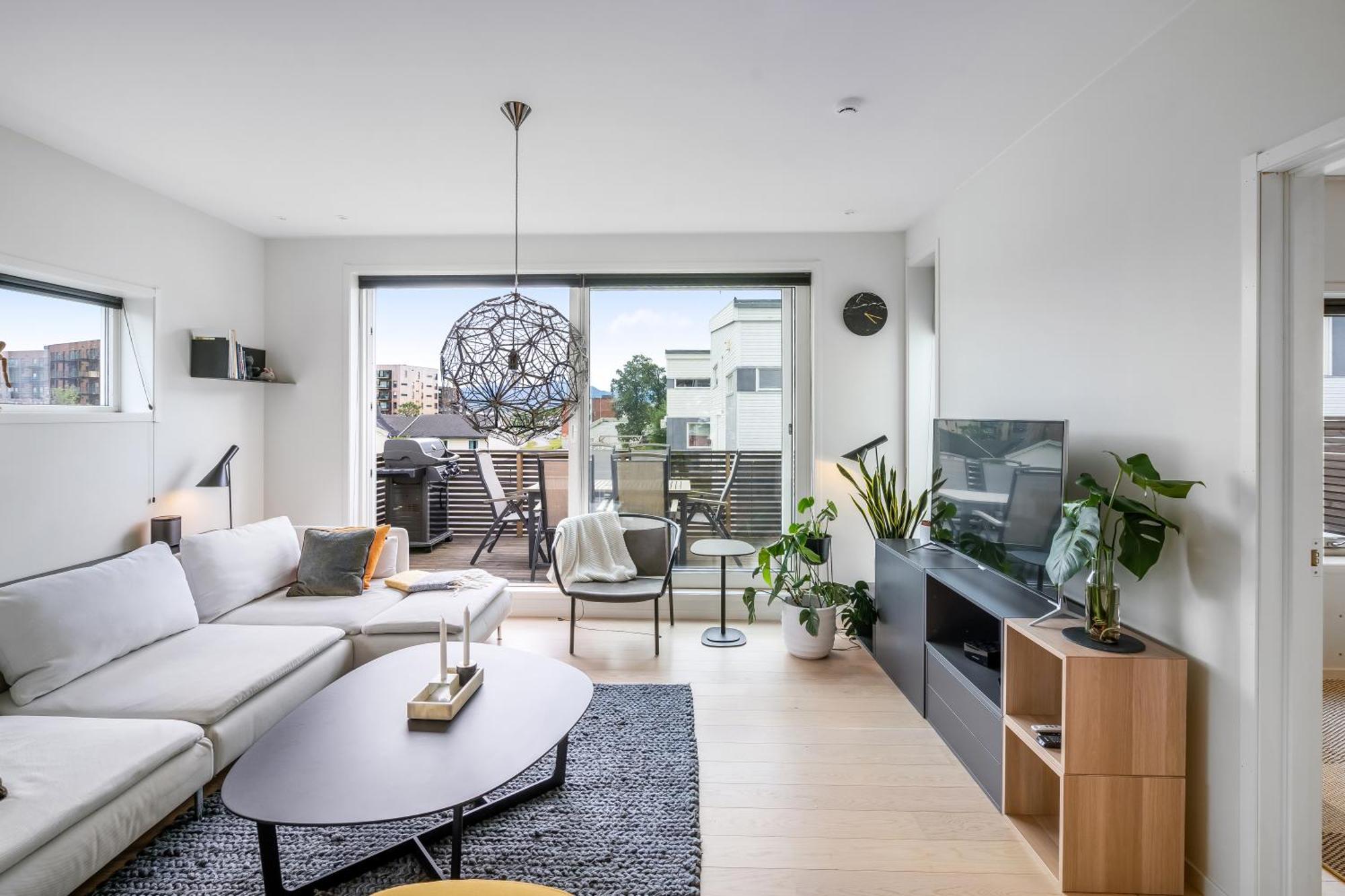Kais Sauna, Jacuzzi, Cinema And Balcony House! Central Location Tromso Exterior photo